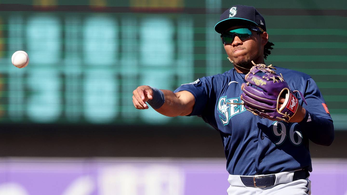 Mariners Share Major Injury Update on Top Prospect Michael Arroyo