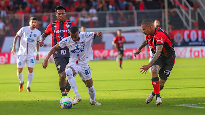 Bahia e Vitória protagonizam clássico pelo Campeonato Baiano