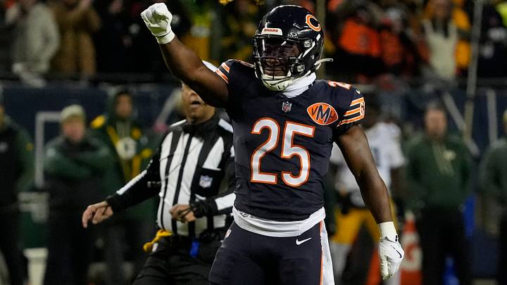 Chicago Bears running back Kyle Monangai.