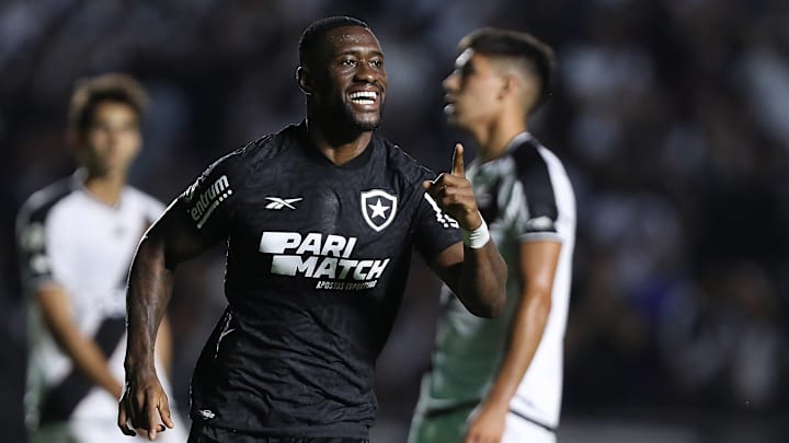 Bastos é zagueiro do Botafogo desde agosto de 2023