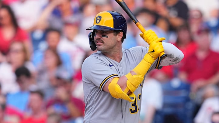 Brewers DH Jesse Winker