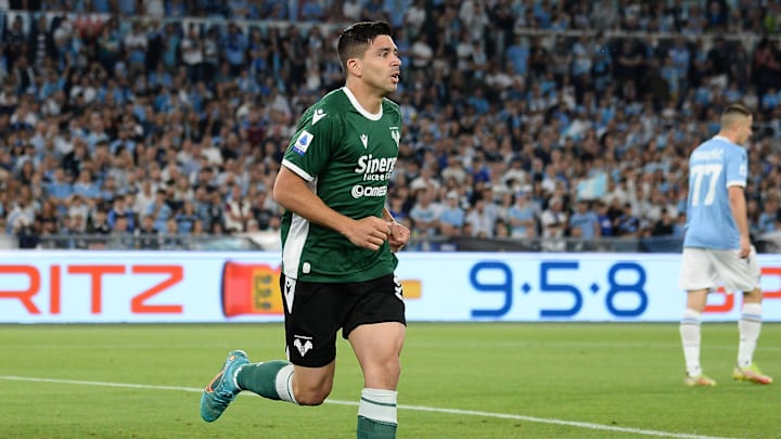 Giovanni Simeone wird mit dem BVB in Verbindung gebracht Giovanni Simeone wird mit dem BVB in Verbindung gebracht