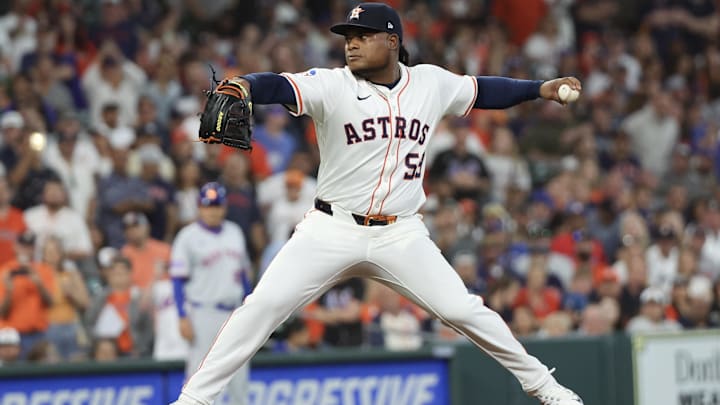 Mar 27, 2025; Houston, Texas, USA; Houston Astros pitcher Framber Valdez (59) pitches against the New York Mets in the first inning at Daikin Park. Mar 27, 2025; Houston, Texas, USA; Houston Astros pitcher Framber Valdez (59) pitches against the New York Mets in the first inning at Daikin Park.