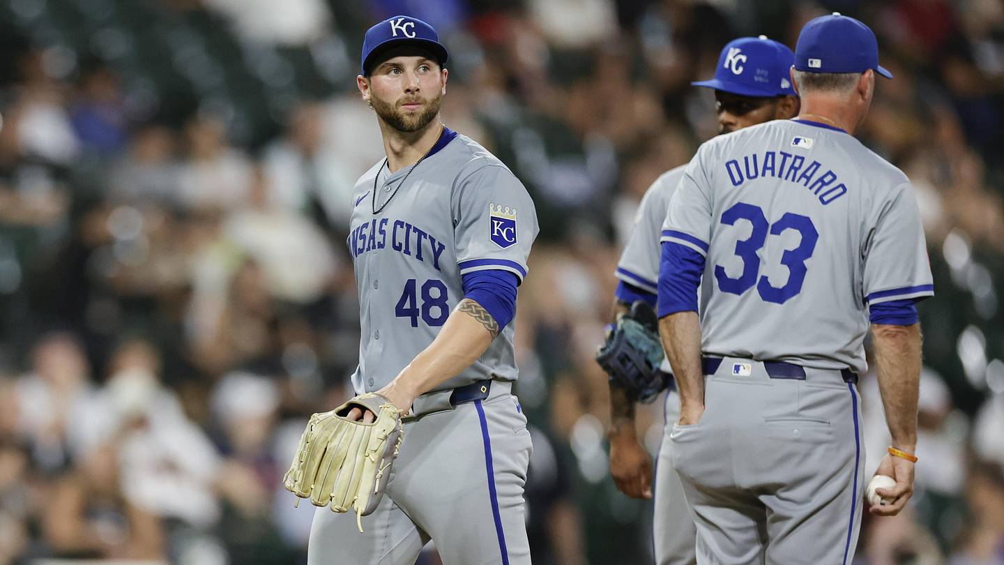 Alec Spring Royals Reveal Concerning Alec Marsh Injury News to Start Spring Training