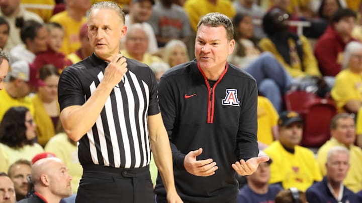 Arizona Wildcats head coach Tommy Lloyd.