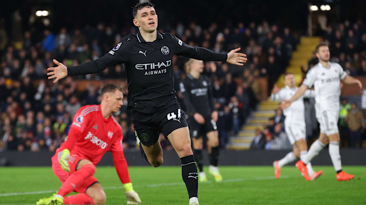 Phil Foden anotou dois gols em Londres