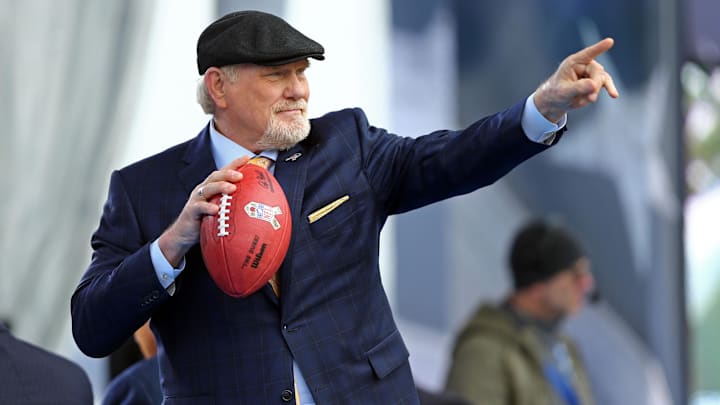 Nov 10, 2019; West Point , NY, USA; Fox NFL Sunday analyst Terry Bradshaw throws a football to cadets at the United States Military Academy. Mandatory Credit: Danny Wild-Imagn Images