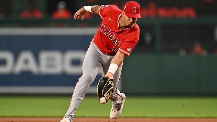 Sep 11, 2026; Washington, District of Columbia, USA; Los Angeles Angels infielder Vaughn Grissom (5) bobbles a ground ball allowing the batter to be safe at first base in the second inning against the Washington Nationals at Nationals Park. Grissom was credited with an error. Mandatory Credit: Jamie Sabau-Imagn Images Sep 11, 2026; Washington, District of Columbia, USA; Los Angeles Angels infielder Vaughn Grissom (5) bobbles a ground ball allowing the batter to be safe at first base in the second inning against the Washington Nationals at Nationals Park. Grissom was credited with an error. Mandatory Credit: Jamie Sabau-Imagn Images