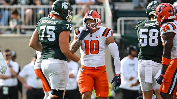 COLLEGE FOOTBALL: OCT 10 Illinois at Michigan State COLLEGE FOOTBALL: OCT 10 Illinois at Michigan State
