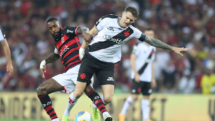 Vasco x Flamengo duelam pelo Brasileirão Série A