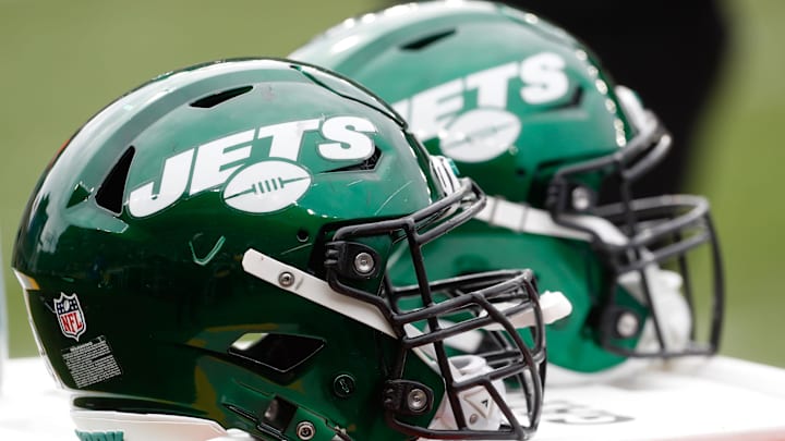Oct 2, 2022; Pittsburgh, Pennsylvania, USA;  New York Jets helmets on the sidelines against the Pittsburgh Steelers during the second quarter at Acrisure Stadium. Mandatory Credit: Charles LeClaire-Imagn Images