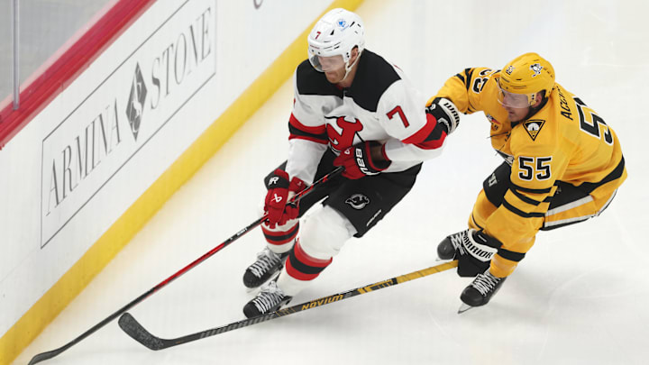 New Jersey Devils defenseman Dougie Hamilton (7): Charles LeClaire-Imagn Images