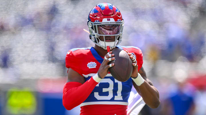 Sep 8, 2024; East Rutherford, New Jersey, USA; New York Giants safety Tyler Nubin (31) warms up before a game against the Minnesota Vikings at MetLife Stadium. Sep 8, 2024; East Rutherford, New Jersey, USA; New York Giants safety Tyler Nubin (31) warms up before a game against the Minnesota Vikings at MetLife Stadium.