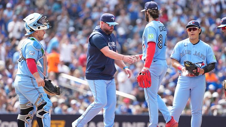 Toronto Blue Jays starting pitcher Dylan Cease is relieved by manager John Schneider. Credit: Nick Turchiaro-Imagn Images Toronto Blue Jays starting pitcher Dylan Cease is relieved by manager John Schneider. Credit: Nick Turchiaro-Imagn Images