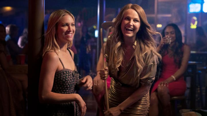Malin Akerman as Margo Banks, Brittany Snow as Sophie ONeil in The Hunting Wives season 1