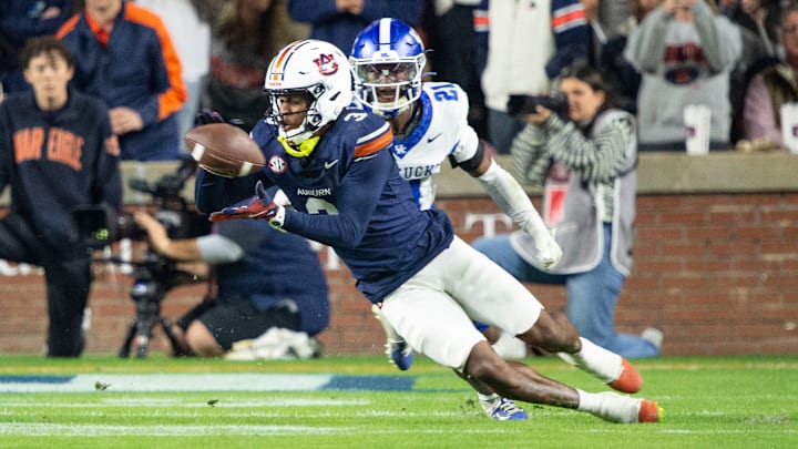 Kentucky v Auburn Kentucky v Auburn