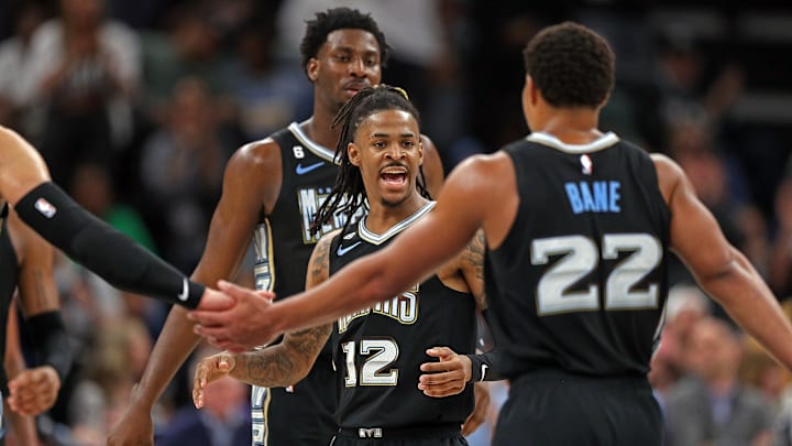 Los Angeles Lakers v Memphis Grizzlies
