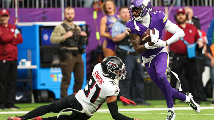 The Atlanta Falcons lost their fourth consecutive game Sunday, falling 42-21 to the Minnesota Vikings. The Atlanta Falcons lost their fourth consecutive game Sunday, falling 42-21 to the Minnesota Vikings.
