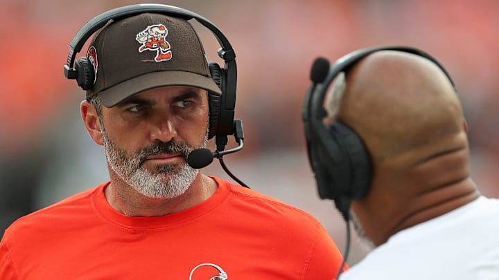 Cleveland Browns head coach Kevin Stefanski speaks with a member of his coaching staff during the second half of an NFL preseason football game at Cleveland Browns Stadium, Saturday, Aug. 10, 2024, in Cleveland, Ohio.