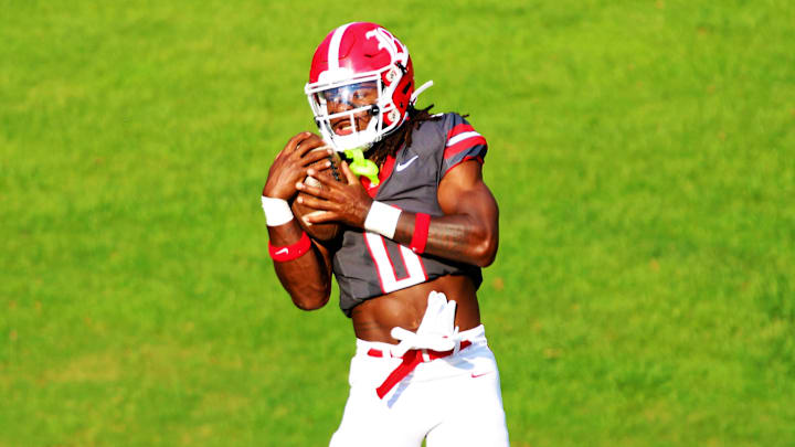 2027 Baylor (TN.) RB David Gabriel Georges during pregame warm-ups.