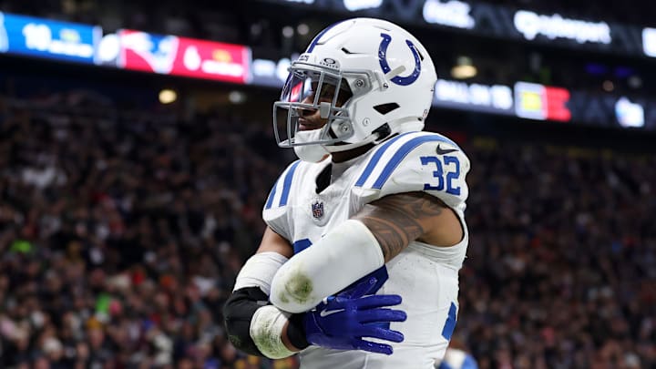 Indianapolis Colts v New England Patriots