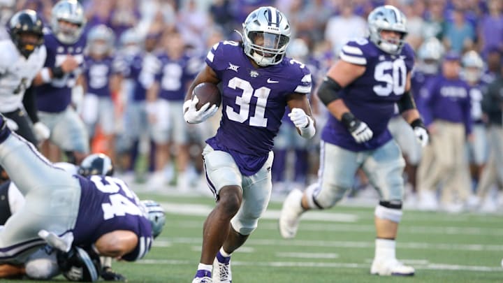 Kansas State Wildcats running back DJ Giddens (31)
