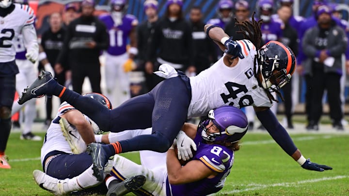 Bears linebackers T.J. Edwards (53) and Tremaine Edmunds (49) flying all over the darn place Bears linebackers T.J. Edwards (53) and Tremaine Edmunds (49) flying all over the darn place