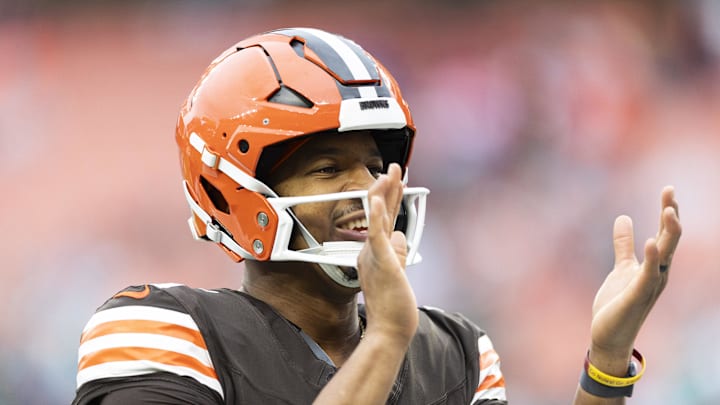 Dec 29, 2024; Cleveland, Ohio, USA; Cleveland Browns quarterback Jameis Winston (5) claps as they take the field for warm-ups before the game against the Miami Dolphins.