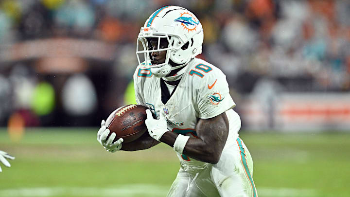 Miami Dolphins v Cleveland Browns