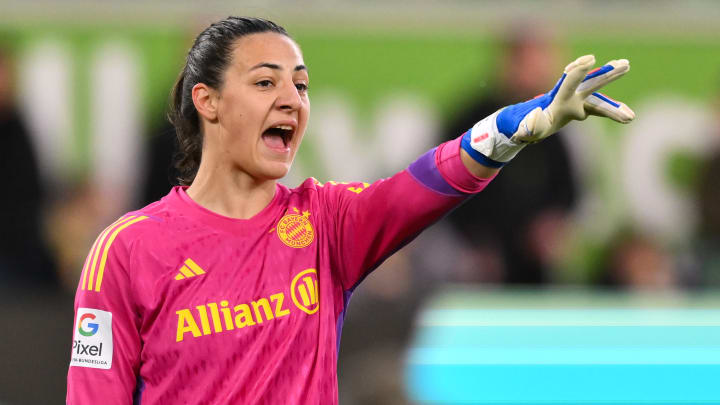 Wird Bayerns Mala Grohs in Zukunft den DFB-Dress tragen? Wird Bayerns Mala Grohs in Zukunft den DFB-Dress tragen?