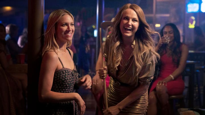 Malin Akerman as Margo Banks, Brittany Snow as Sophie ONeil in The Hunting Wives season 1