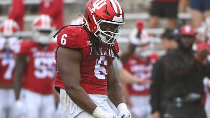 Indiana Hoosiers defensive lineman Mikail Kamara (6) celebrates a sack against Maryland at Memorial Stadium. 