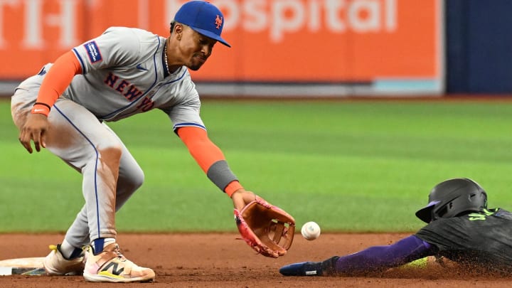 May 5, 2024; St. Petersburg, Florida, USA; New York Mets short stop Francisco Lindor (12) waits for