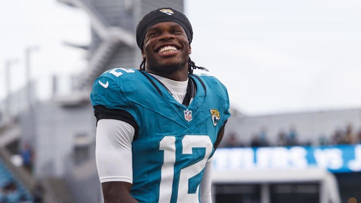 Jacksonville Jaguars wide receiver Travis Hunter (12) before the game against the Pittsburgh Steelers at EverBank Stadium. 