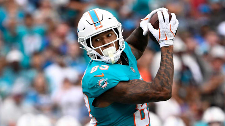 Miami Dolphins tight end Darren Waller.