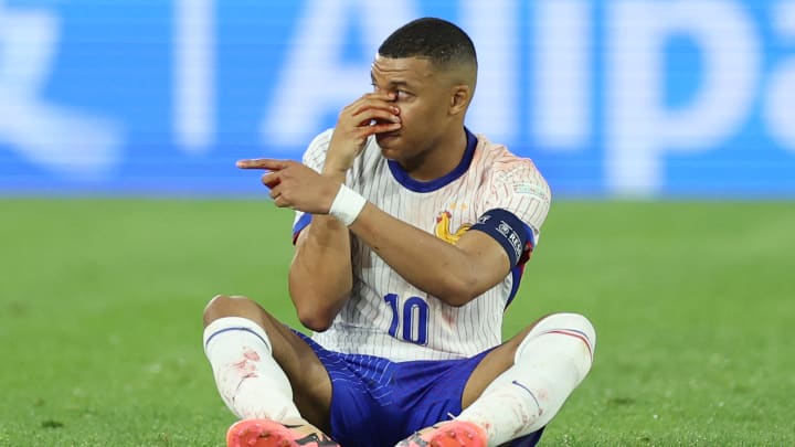 Kylian Mbappé a été victime d'une fracture du nez lors du match contre l'Autriche