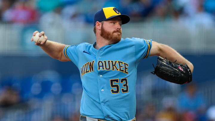 The Milwaukee Brewers and starting pitcher Brandon Woodruff are favored on Thursday afternoon. 