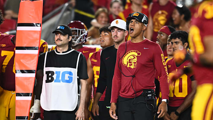 Sep 7, 2024; Los Angeles, California, USA; USC Trojans defensive coordinator D'Anton Lynn reacts against the Utah State Aggies during the fourth quarter at United Airlines Field at Los Angeles Memorial Coliseum. Mandatory Credit: Jonathan Hui-Imagn Images Sep 7, 2024; Los Angeles, California, USA; USC Trojans defensive coordinator D'Anton Lynn reacts against the Utah State Aggies during the fourth quarter at United Airlines Field at Los Angeles Memorial Coliseum. Mandatory Credit: Jonathan Hui-Imagn Images