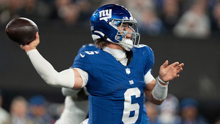 New York Giants quarterback Jaxson Dart (6) throws a pass during a Thursday Night Football 