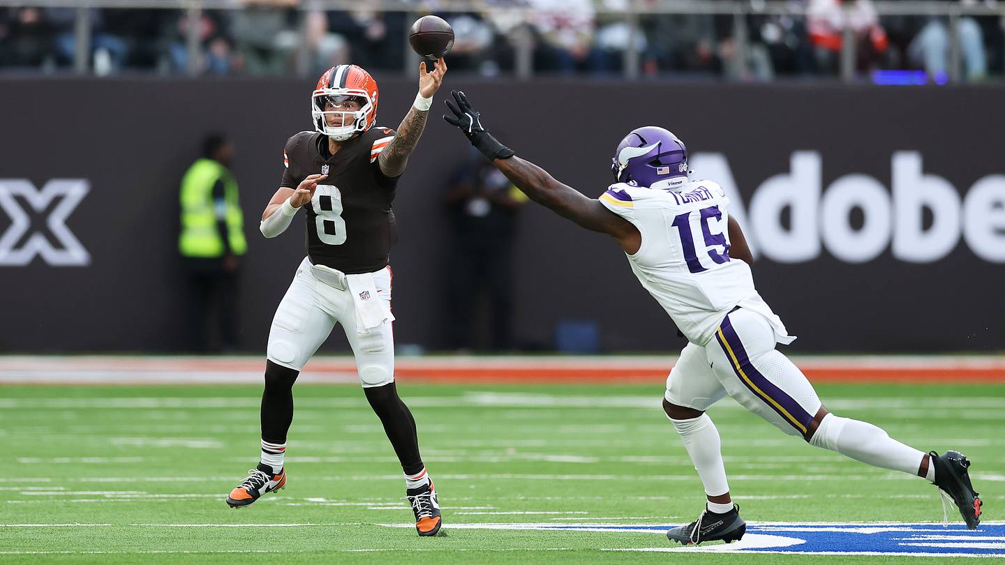 Dillon Gabriel Father Myles Garrett said the quiet part out loud about Dillon Gabriel’s debut