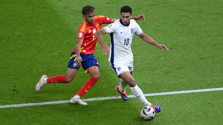 Bellingham e Yamal estão em evidência no novo EA Sports FC 