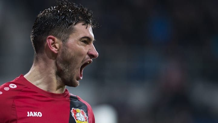 Sem Lucas Alario, Palmeiras segue no mercado em busca de um centroavante