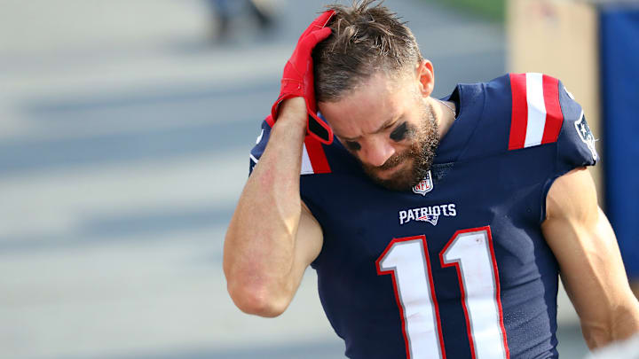 Denver Broncos v New England Patriots
