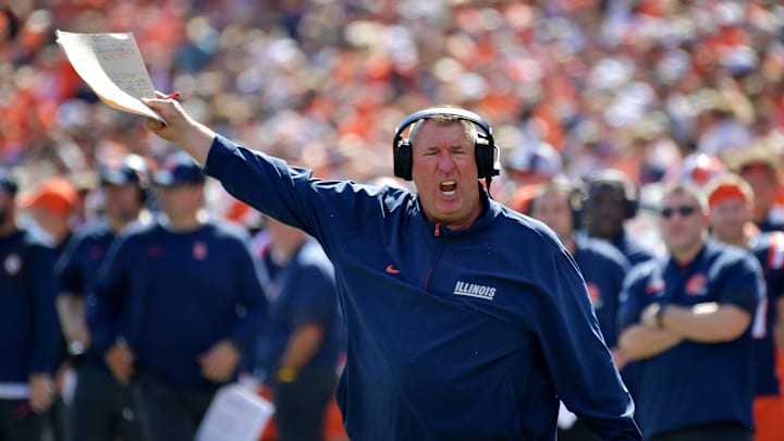 Sep 27, 2025; Champaign, Illinois, USA; Illinois Fighting Illini head coach Bret Bielema reacts during the second half against the Southern California Trojans at Memorial Stadium. Mandatory Credit: Ron Johnson-Imagn Images