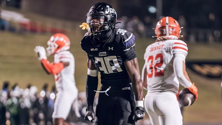 Stephen F. Austin defensive back Kameron Reddic (38)