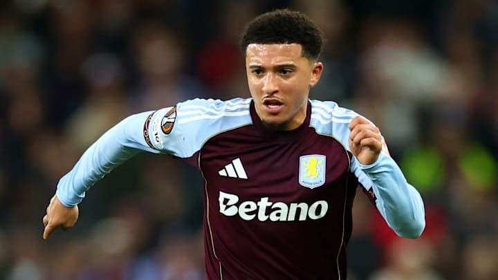 Jadon Sancho ha ocupado un puesto de suplente desde que llegó cedido al Aston Villa Jadon Sancho ha ocupado un puesto de suplente desde que llegó cedido al Aston Villa