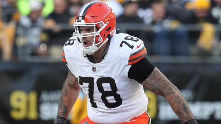 Dec 8, 2024; Pittsburgh, Pennsylvania, USA;  Cleveland Browns offensive tackle Jack Conklin (78) blocks at the line of scrimmage against the Pittsburgh Steelers during the fourth quarter at Acrisure Stadium. Mandatory Credit: Charles LeClaire-Imagn Images