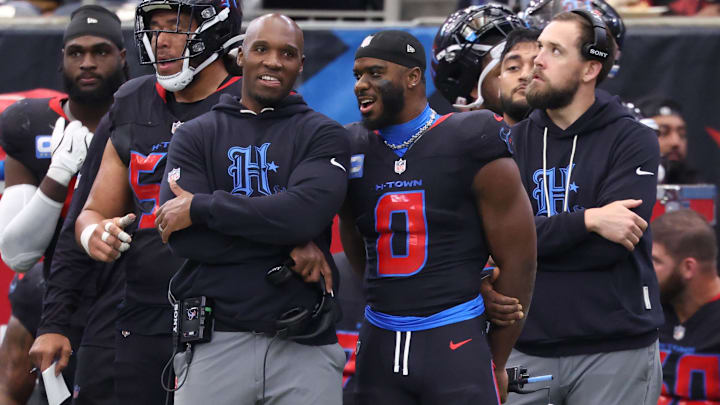 Jan 4, 2026; Houston, Texas, USA; Houston Texans head coach Demeco Ryans on the sidelines with linebacker Azeez al-Shaair (0) during the second half Indianapolis Colts at NRG Stadium. Mandatory Credit: Troy Taormina-Imagn Images Jan 4, 2026; Houston, Texas, USA; Houston Texans head coach Demeco Ryans on the sidelines with linebacker Azeez al-Shaair (0) during the second half Indianapolis Colts at NRG Stadium. Mandatory Credit: Troy Taormina-Imagn Images