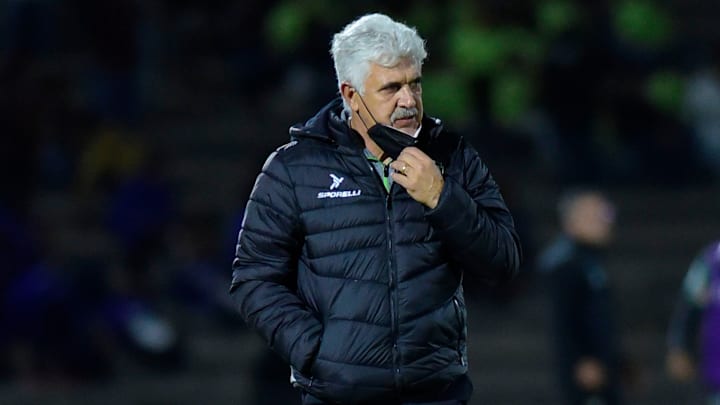 Ricardo Ferretti ha sonado para llegar al banquillo del América.