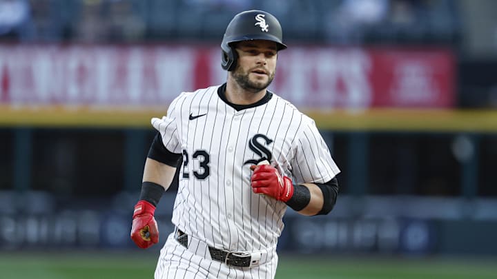 Chicago White Sox designated hitter Andrew Benintendi (23) rounds the bases after hitting a solo home run against the Milwaukee Brewers at Rate Field. 